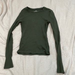 Green long sleeve shirt